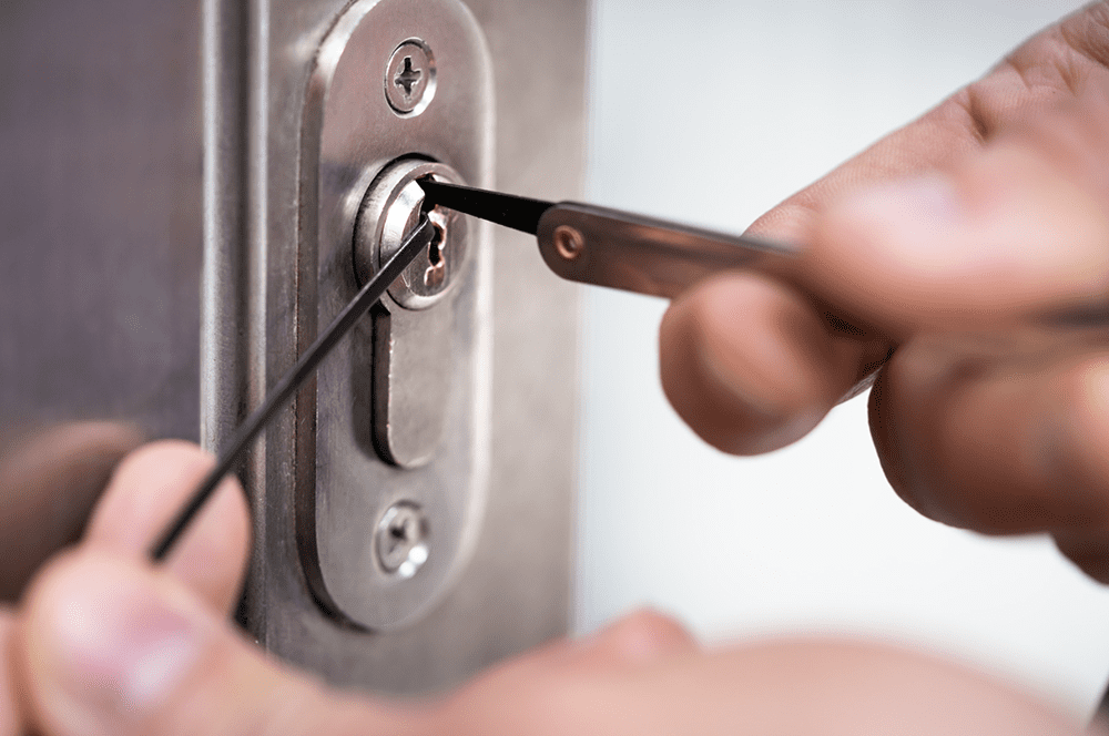 Locksmith Selby